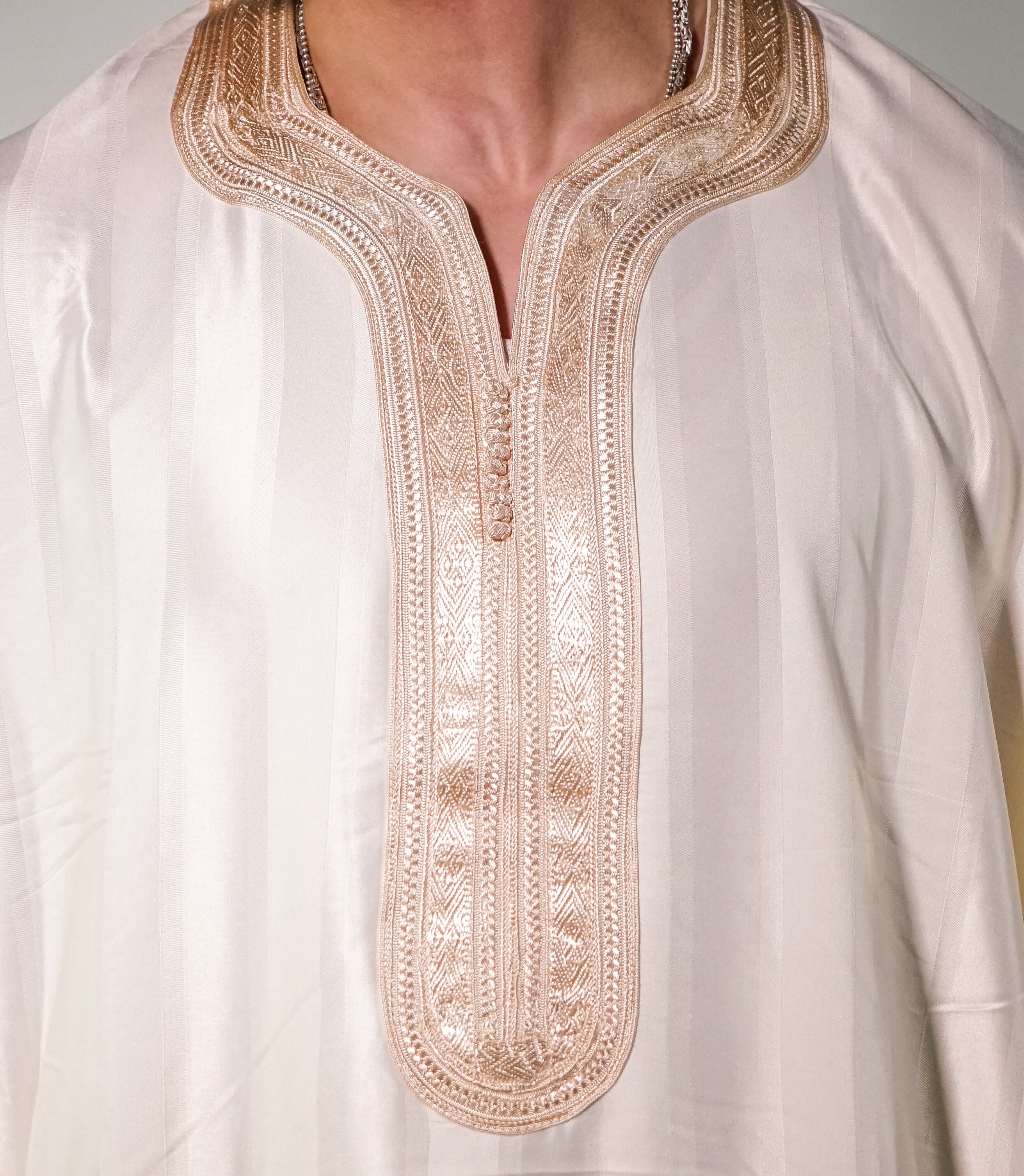 White and Gold Jawhara