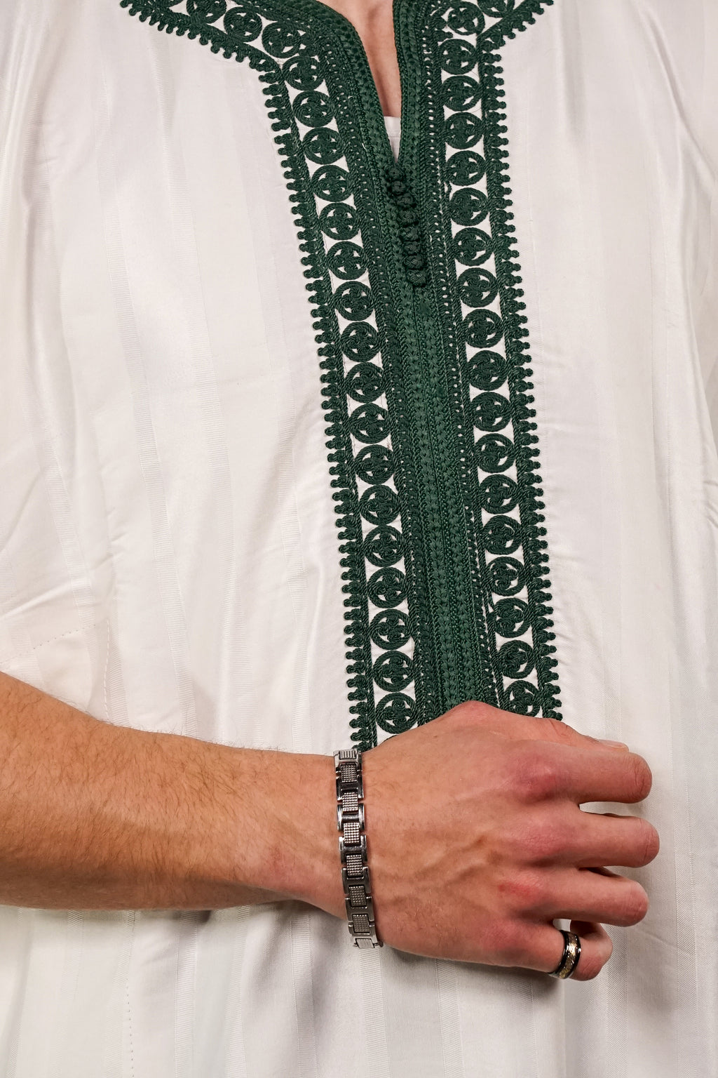 White and Green Jawhara